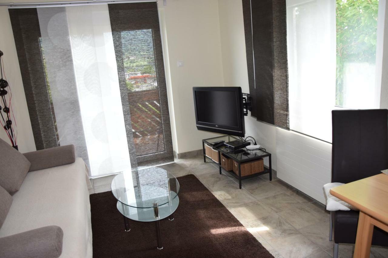 Appartement Stichauner Tschoran ภายนอก รูปภาพ